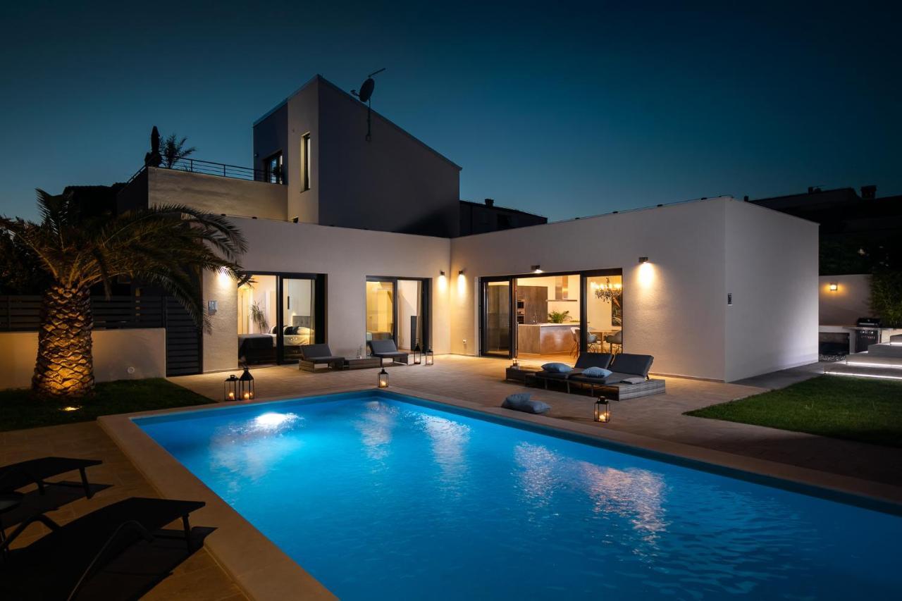 Belvedere Holidays Villas Novigrad  Екстер'єр фото