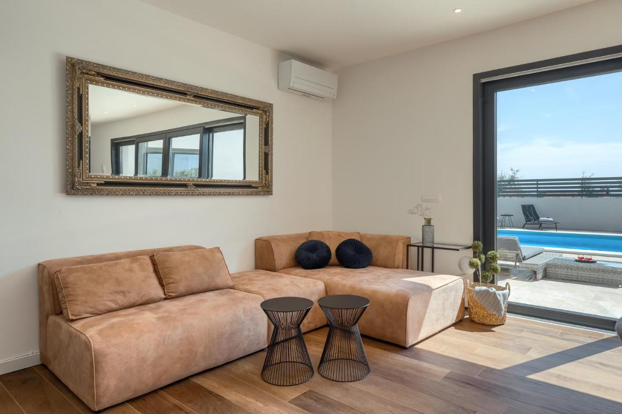 Belvedere Holidays Villas Novigrad  Екстер'єр фото
