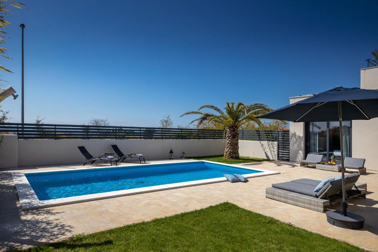 Belvedere Holidays Villas Novigrad  Екстер'єр фото