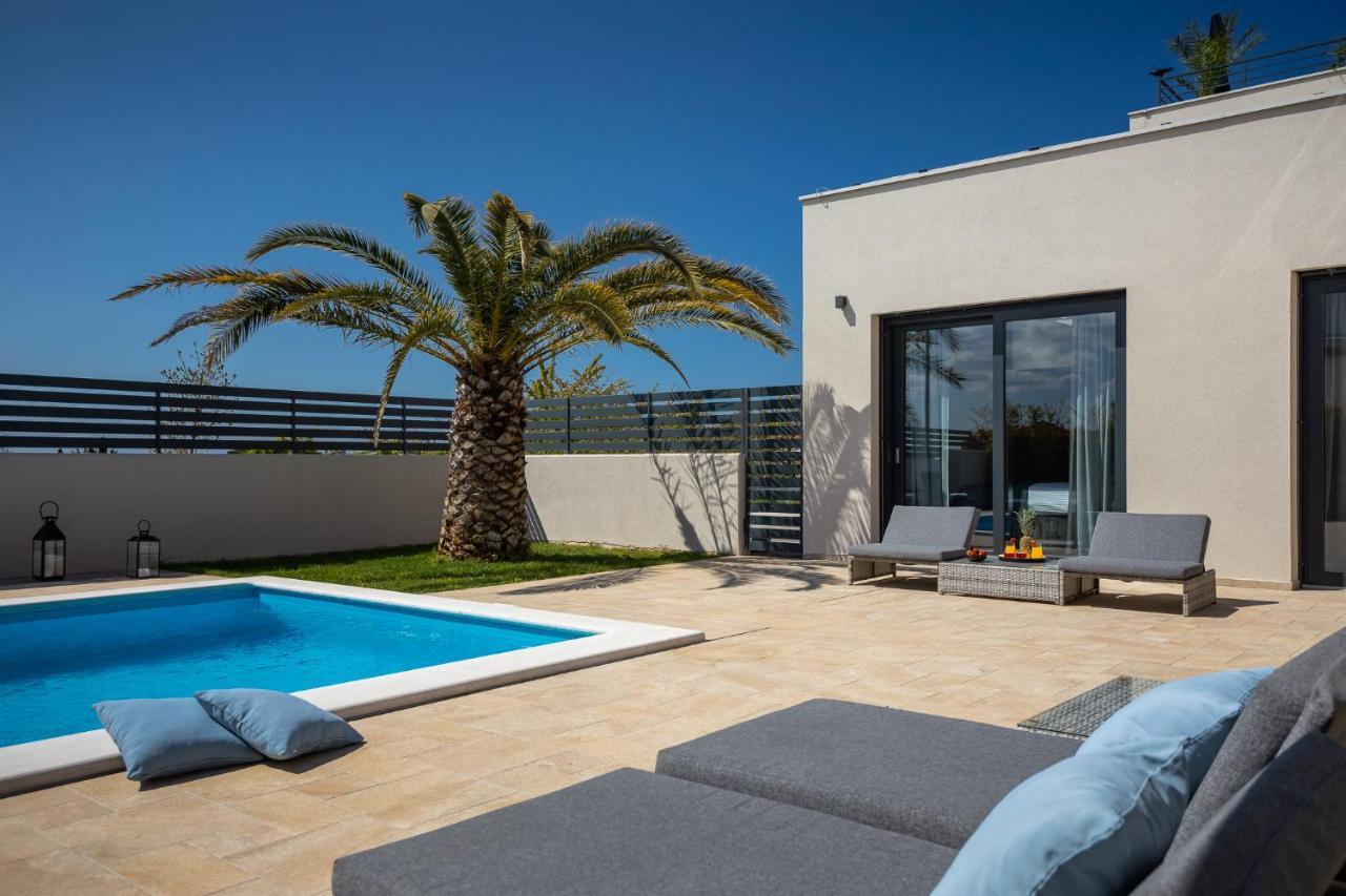 Belvedere Holidays Villas Novigrad  Екстер'єр фото