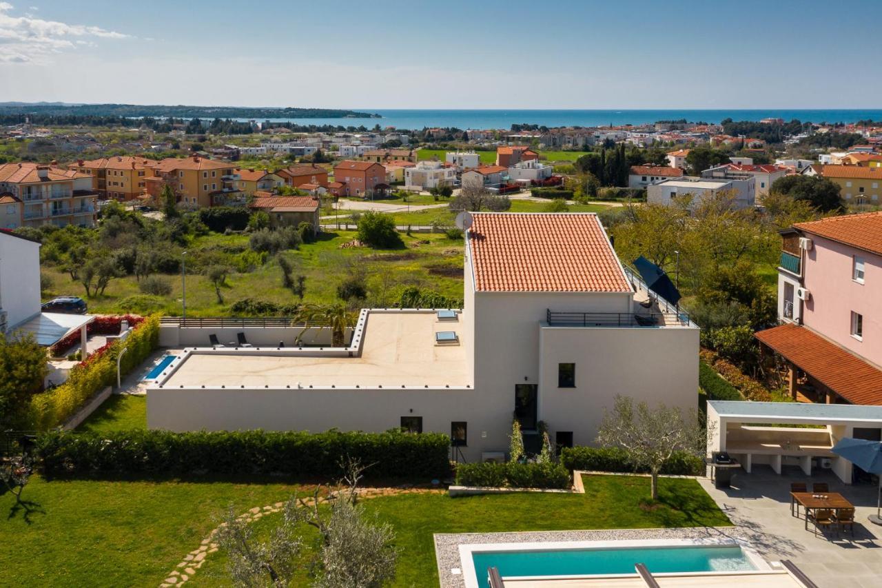 Belvedere Holidays Villas Novigrad  Екстер'єр фото